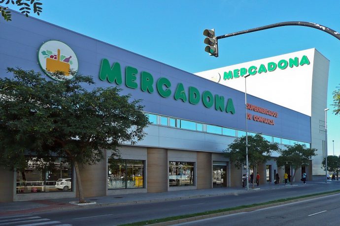 el-bulo-difundido-en-redes-sociales-sobre-el-turron-de-lacasitos-del-mercadona-ha-sido-desmentido {keyword}