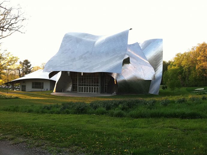 20-edificios-de-frank-gehry-que-parecen-sacados-de-una-pelicula-de-ciencia-ficcion {keyword}